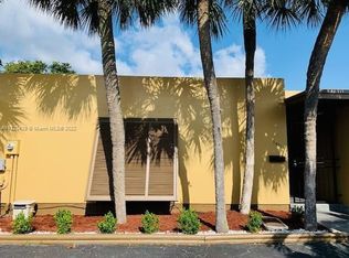 16119 Kingsmoor Way #16119, Hialeah, FL 33014