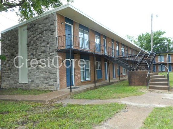 2nd image of 2101 Imogene St APT 202