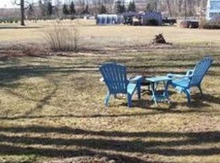 59 Riverbank Rd, Northampton, MA 01060