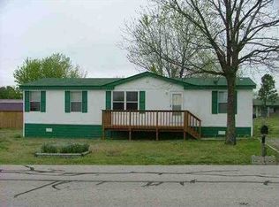222 Kemp St, Gassville, AR 72635