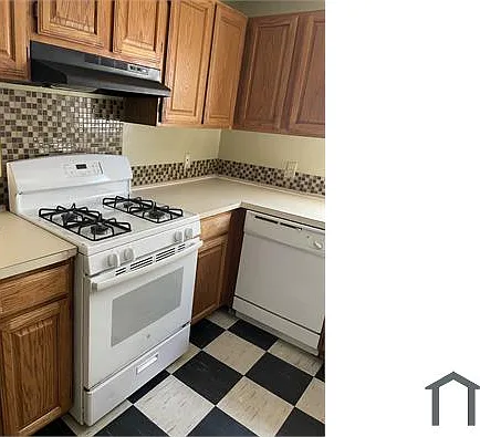 14 Ferndale St #2 — Photo 7