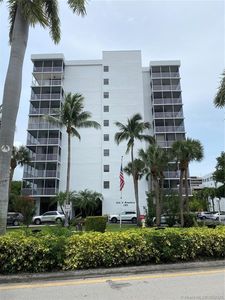 150 Ocean Lane Dr APT 8A, Key Biscayne, FL, 33149