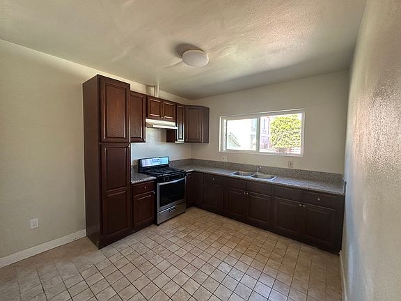 2nd image of 226 W Ofarrell St APT 1