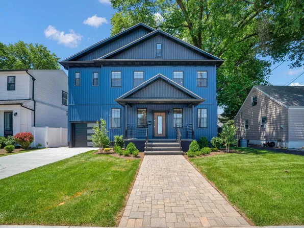 22 N 14th St, Kenilworth, NJ 07033