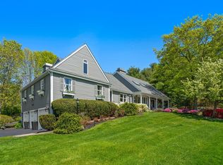 71 Cranberry Ln, Needham, MA 02492