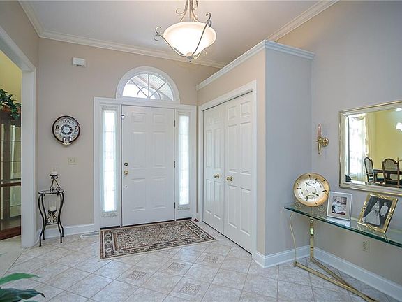 4th image of 6242 Highland Meadows Dr
