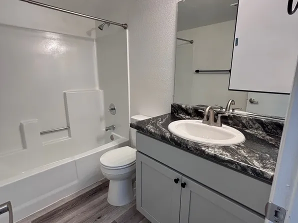 1332 Sunblossom St #X, Las Vegas, NV 89128
