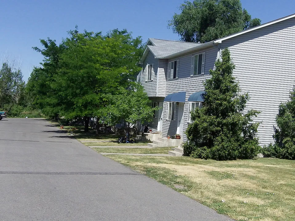 325 E 1225 N #1