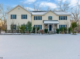 115 Western Blvd, Long Hill Twp., NJ 07933