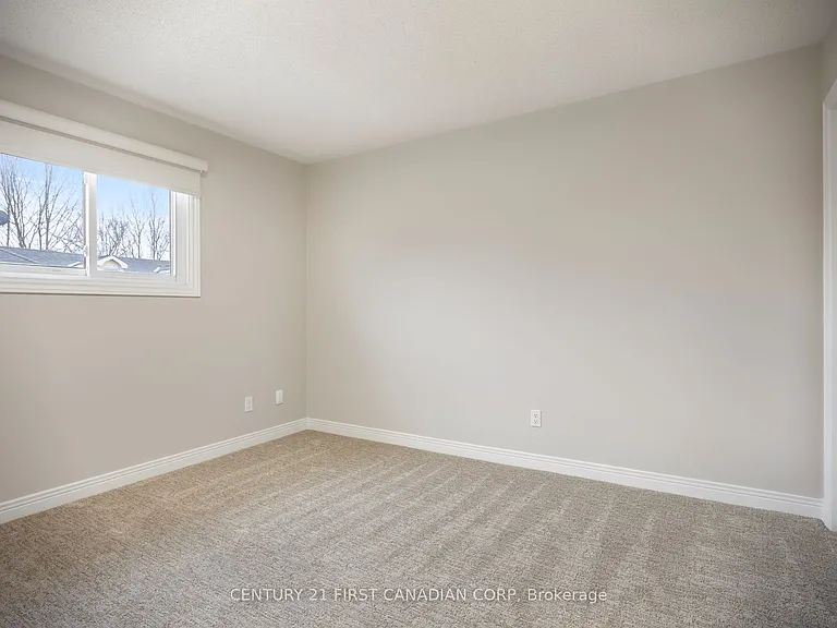 189 Homestead Cres #25 — Photo 23