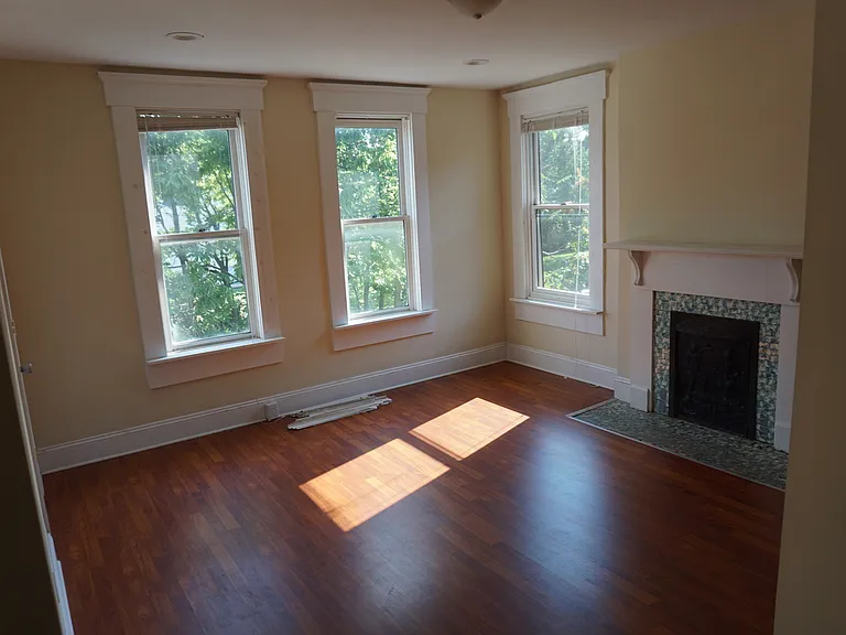 290 E 15th Ave — Photo 11