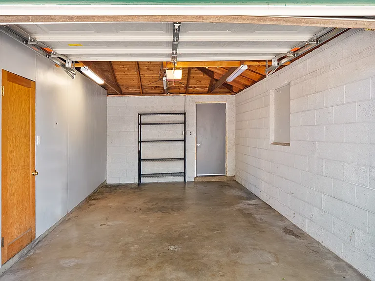 3651 Forest St — Photo 35
