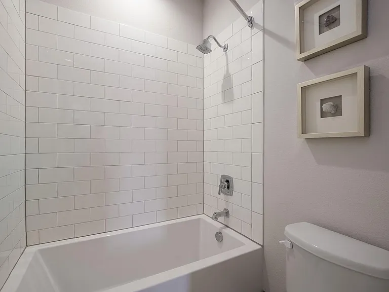 803 E Park Ave #104 — Photo 18