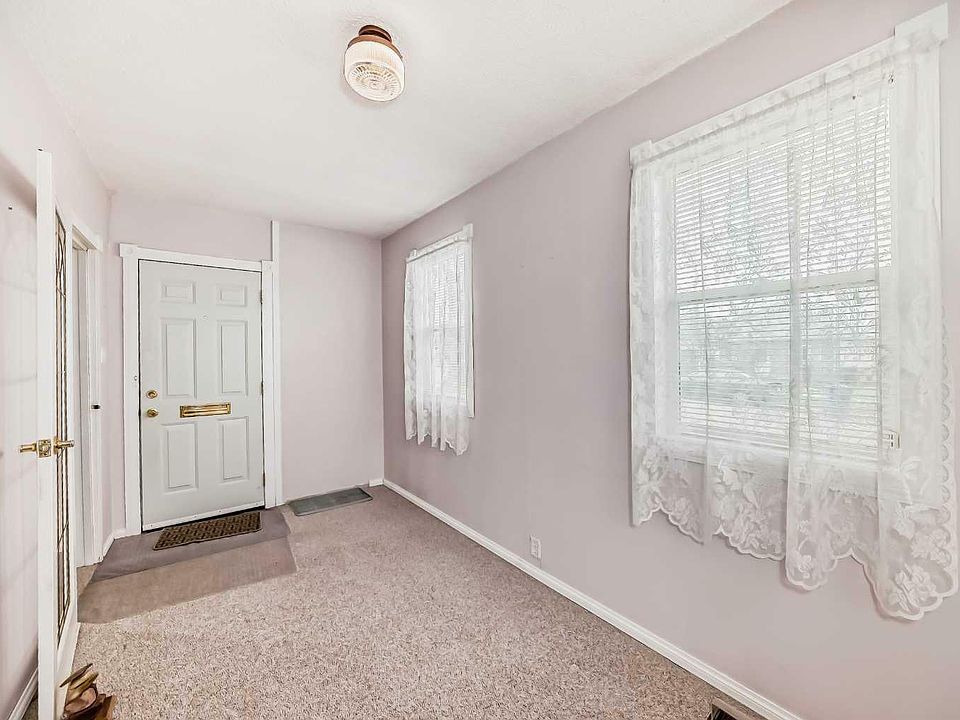 939 W 7a St S, Lethbridge, AB T1J 2J1 | Zillow