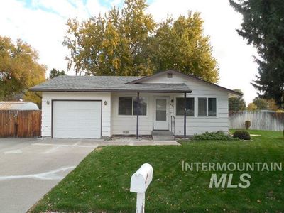 590 Samarra Dr, Mountain Home, ID, 83647