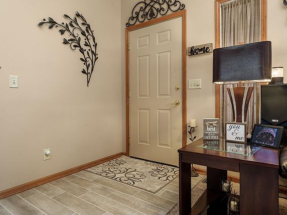 3rd image of 5209 Grand Cape Rd