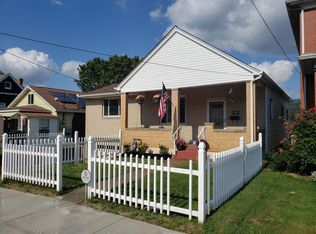 721 6th Ave, Coraopolis, PA 15108