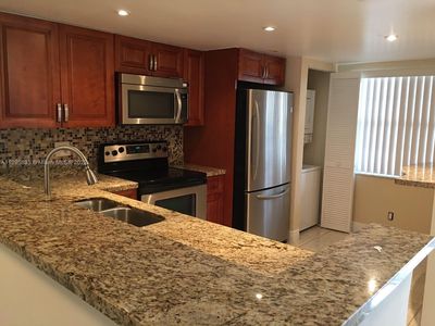 6575 W Oakland Park Blvd APT 403, Lauderhill, FL, 33313