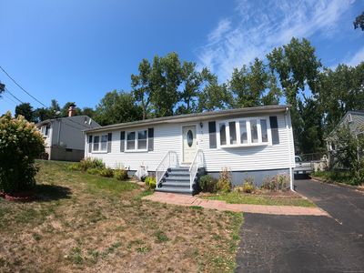 39 Sebec Street, Hamden, CT, 06517