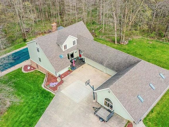 2nd image of 9342 Pasco Montra Rd