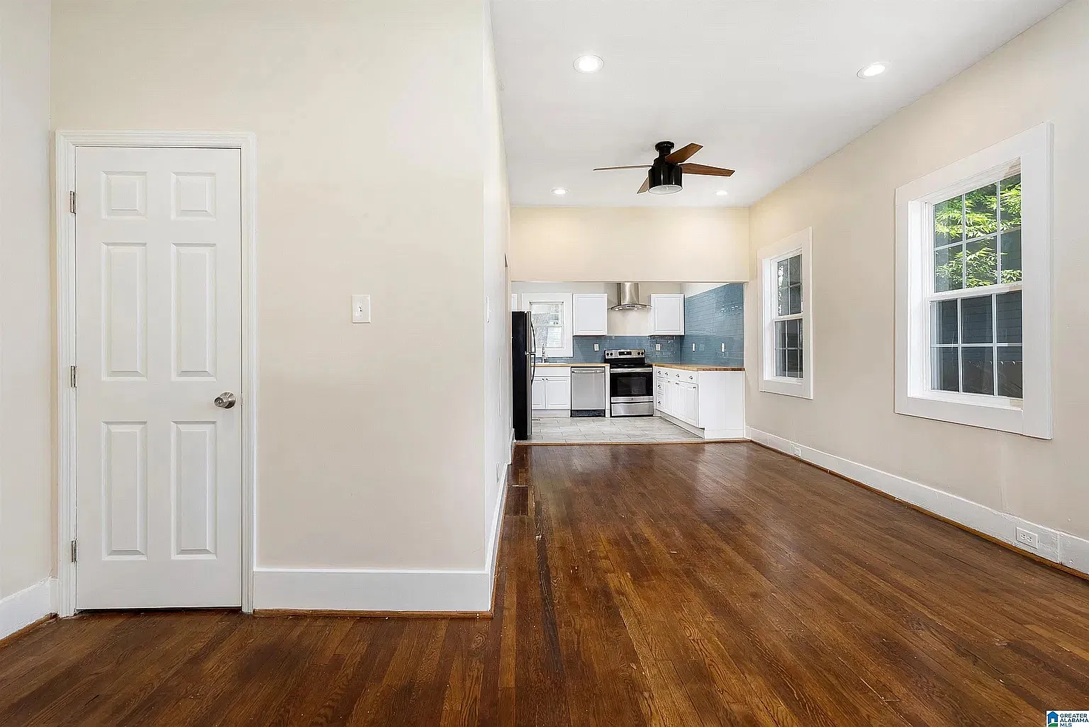 2 bed, 1020 sqft, $1,200 — Photo 4
