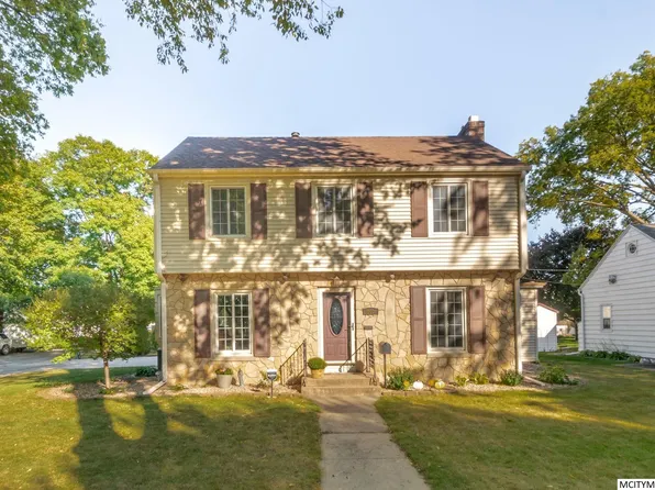 501 S Vermont Ave, Mason City, IA 50401