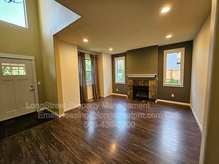 14607 SE Crystal St — Photo 10