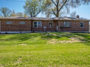 980 Humes Ln, Florissant, MO 63031