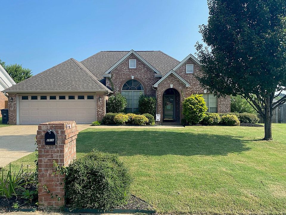 1st image of 2506 Brittany Ln
