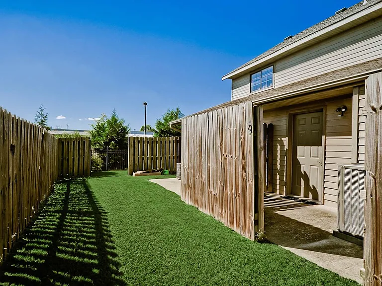 3403 W Chevaux Dr — Photo 12