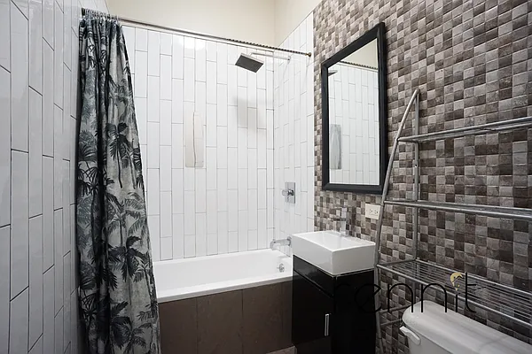 Rented by Rennit Inc. | media 20