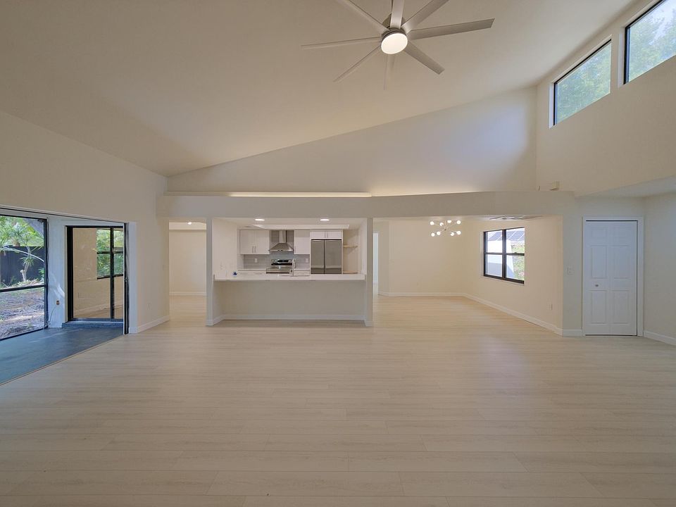 1st image of 4817 79th Avenue Dr E