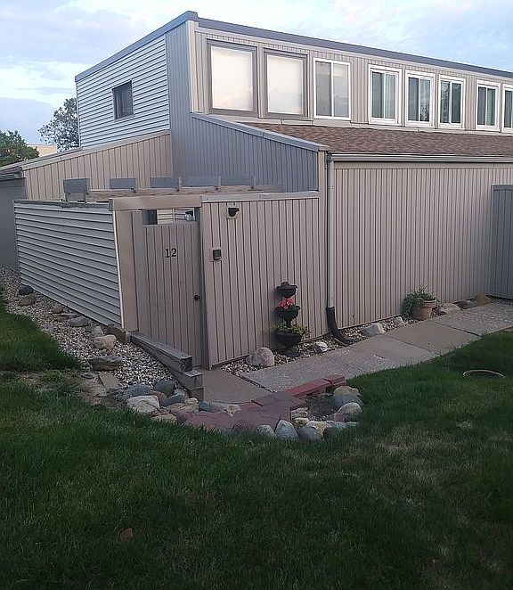 1st image of 6831 N Frostwood Pkwy #12