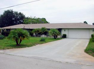 2243 SE Abcor Rd, Port Saint Lucie, FL 34952