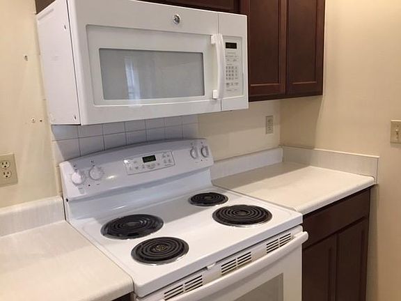 5th image of 3903 Folsom Ave Floor 2