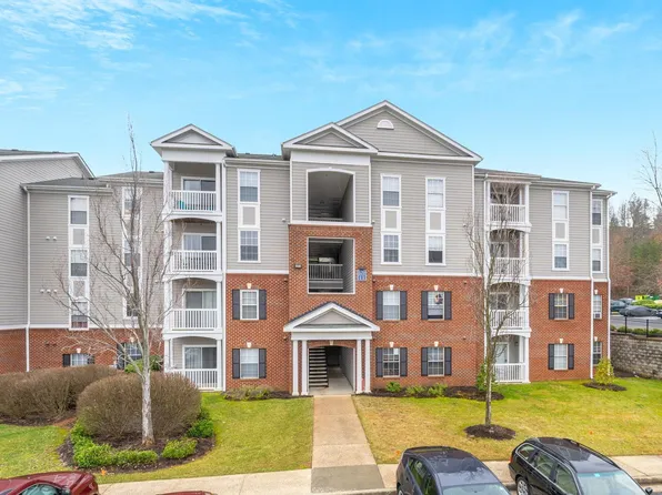 120 Yellowstone Dr APT 202, Charlottesville, VA 22903