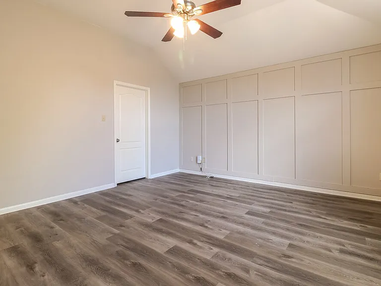 3723 Eagles Nest St — Photo 10