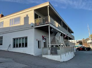 8 Ferry Ln UNIT 3, Marblehead, MA 01945