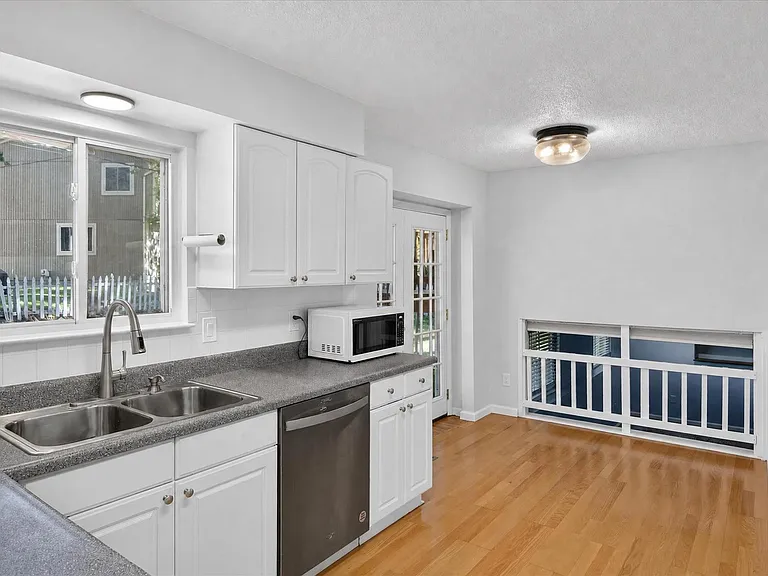 2120 Daintree Ave — Photo 8