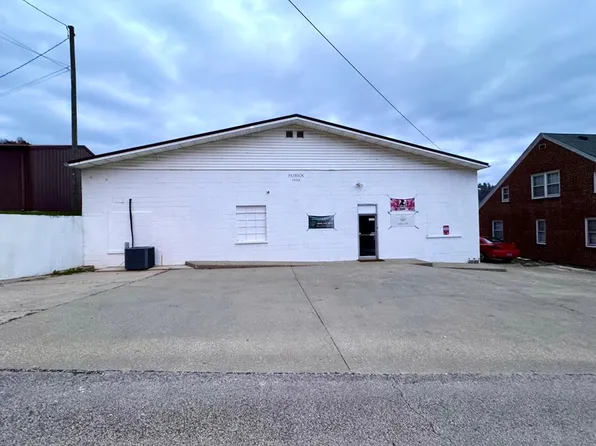 44 N Church St, Salyersville, KY 41465