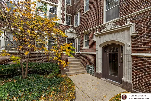1002 North Boulevard Photo 1