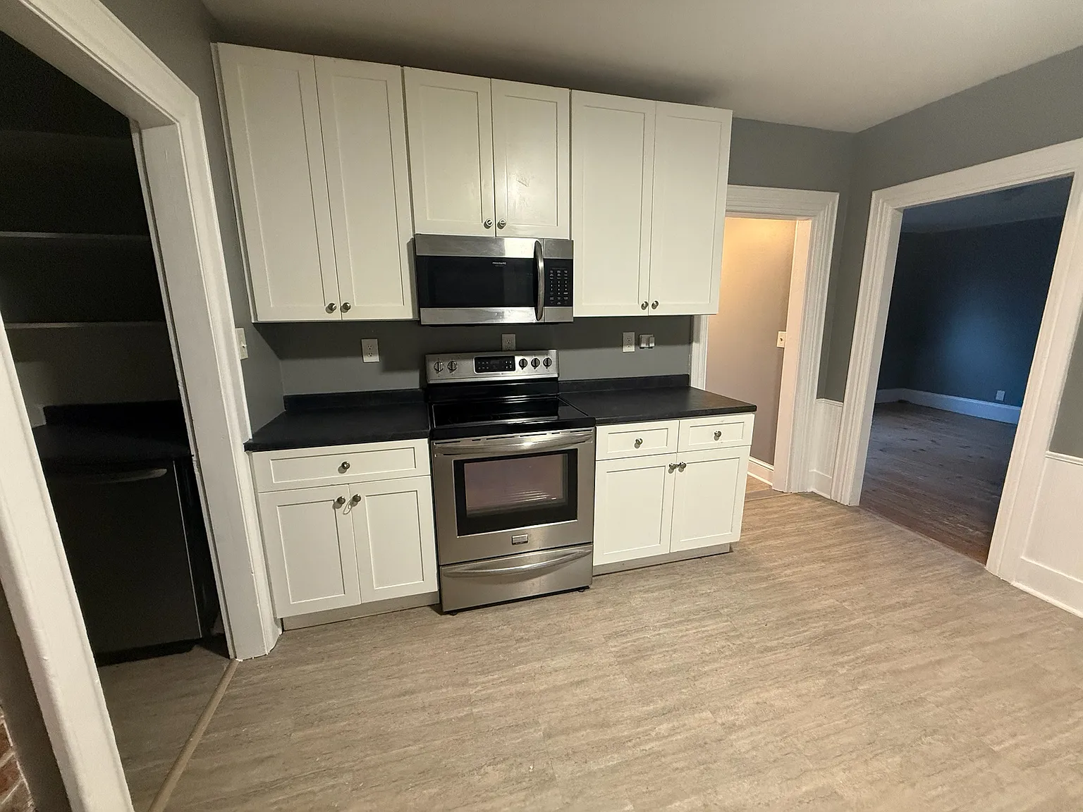 5 bed, 3.5 bath, $3,800 — Photo 1