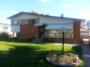 3321 Stonegate Rd, Waukegan, IL 60087