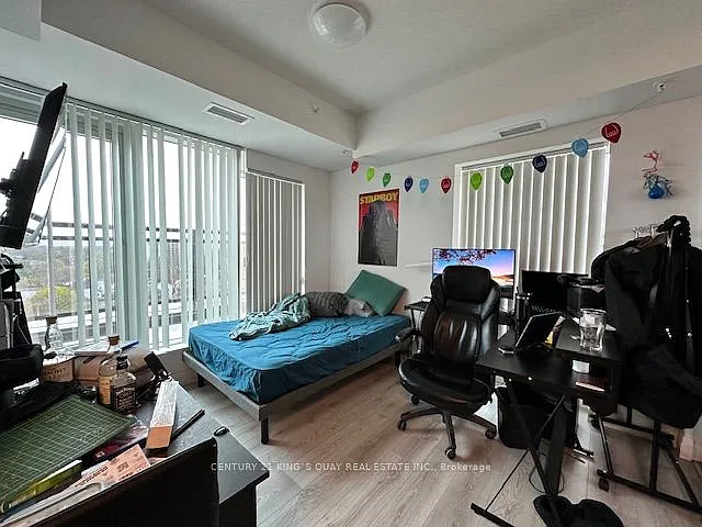 652 Princess St #926 — Photo 4