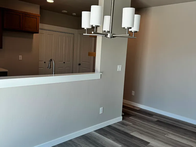 1666 Harris Way — Photo 3