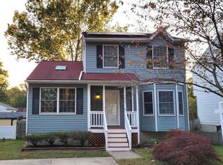 7826 Camp Rd, Pasadena, MD 21122