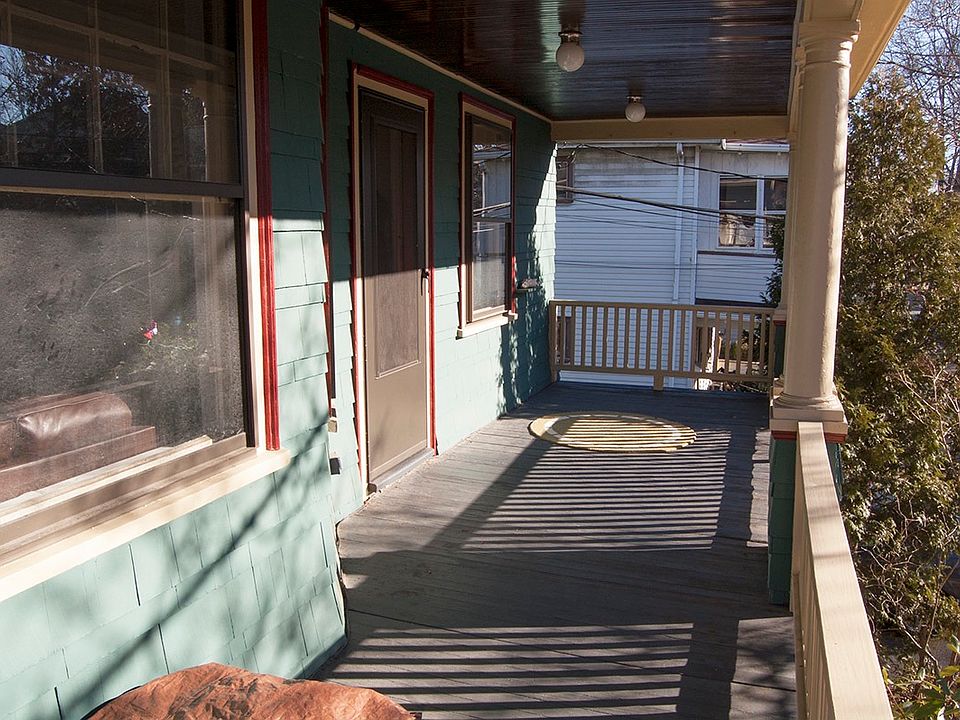 Front Porch off 2nd Floor (Apt. main level)