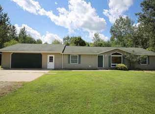 5963 N Water Rd, Sanford, MI 48657