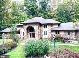 14 Cossart Manor Rd, Chadds Ford, PA 19317