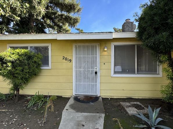 2015-2019 E Walnut Ave